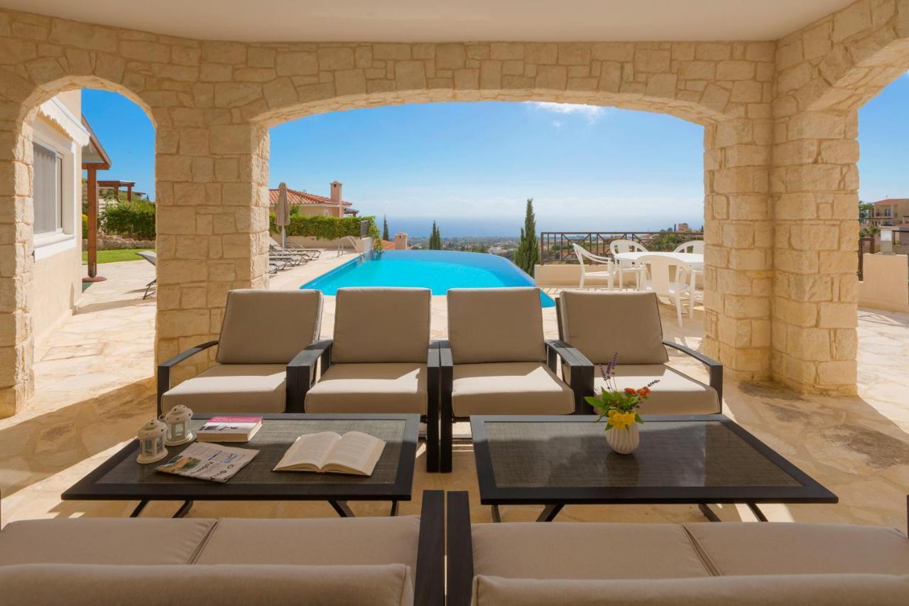 Resitour - Perneri Four Bedroom Villa Pafos Zewnętrze zdjęcie