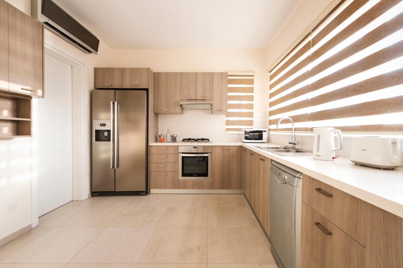 Resitour - Perneri Four Bedroom Villa Pafos Zewnętrze zdjęcie